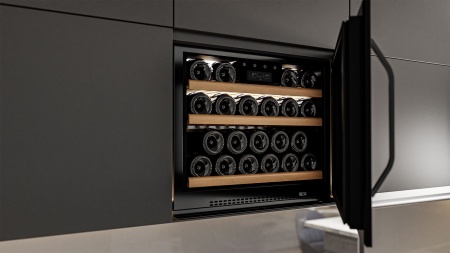 Винный шкаф Meyvel MV22-KBB1 встраиваемый в колонну