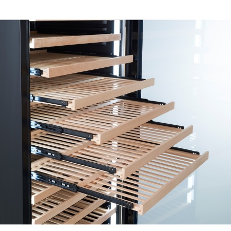 Винный шкаф Cellar Private CP344S компрессорный отдельностоящий