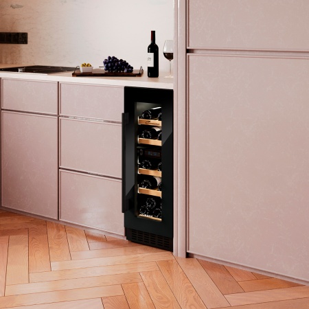 Винный шкаф Libhof Connoisseur CXD-16 Black встраиваемый под столешницу