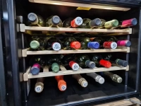 Встраиваемый в колонну винный шкаф Indel B BUILT-IN 24 HOME PLUS на 24 бутылки