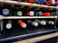 Встраиваемый в колонну винный шкаф Indel B BUILT-IN 24 HOME PLUS на 24 бутылки